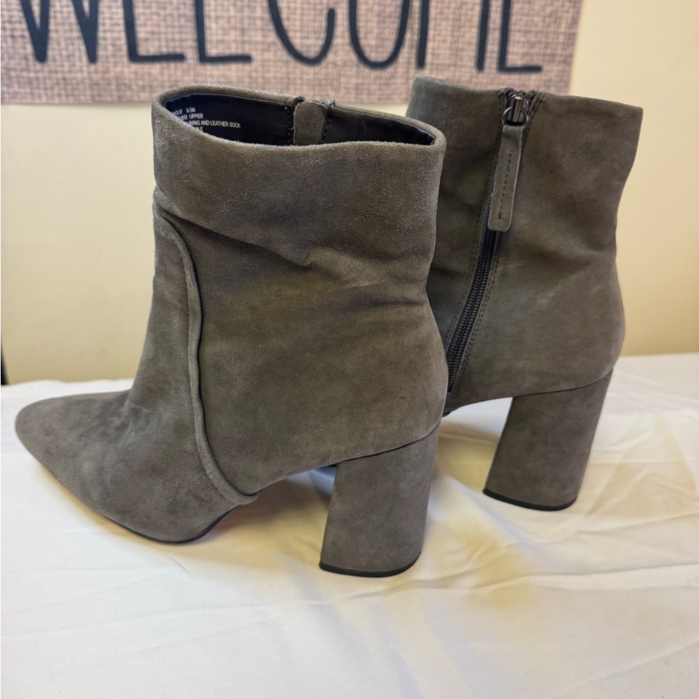 Steve Madden Gray Heeled Boots with‎ Block Heel